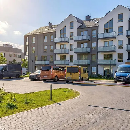 Cozy & Bright With Parking And Garden By Renters アパート *
